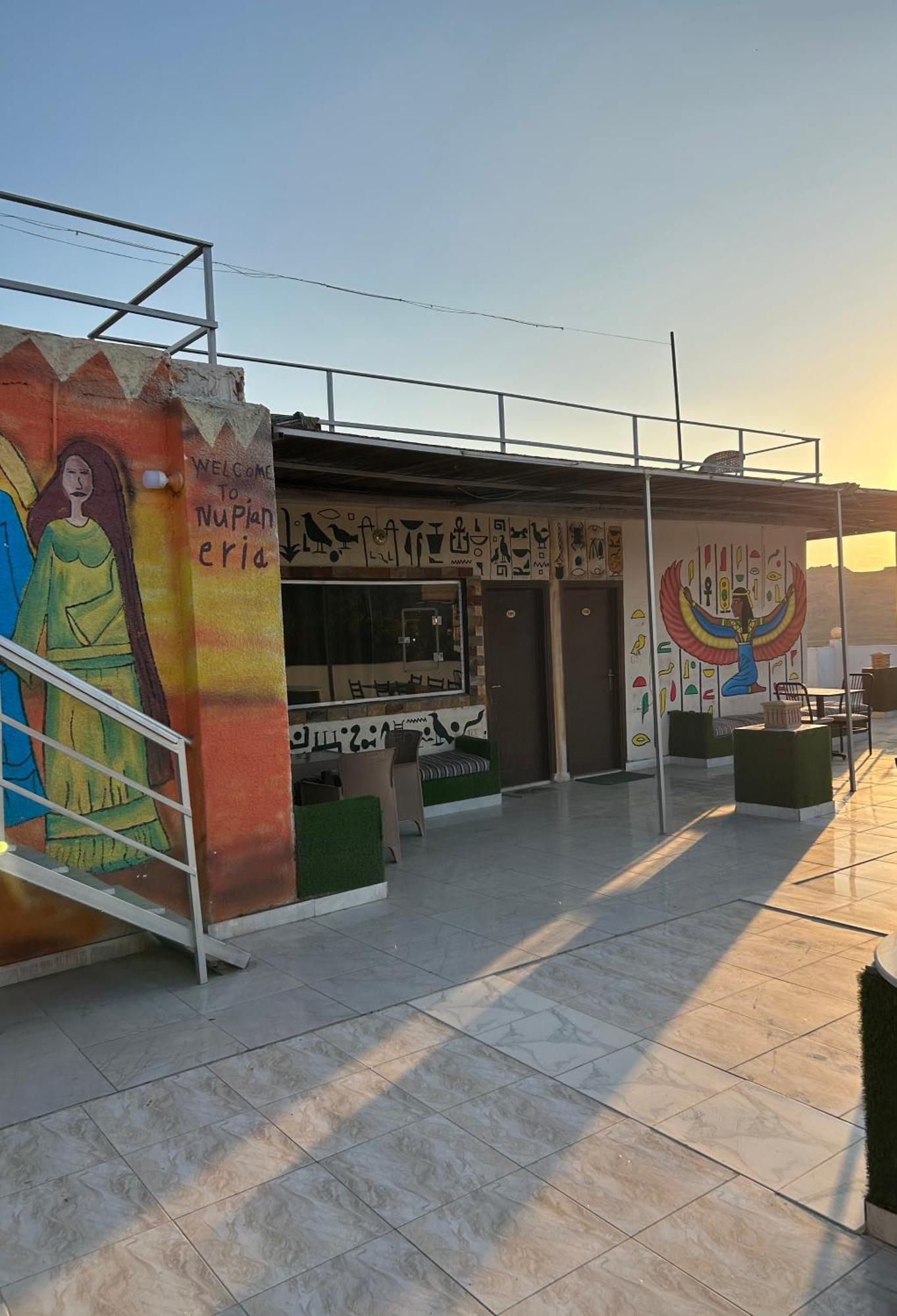 Matto Pyramids Inn Kafret el-Gabal Exterior foto
